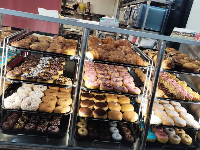Yum Yum Donuts Picture 5