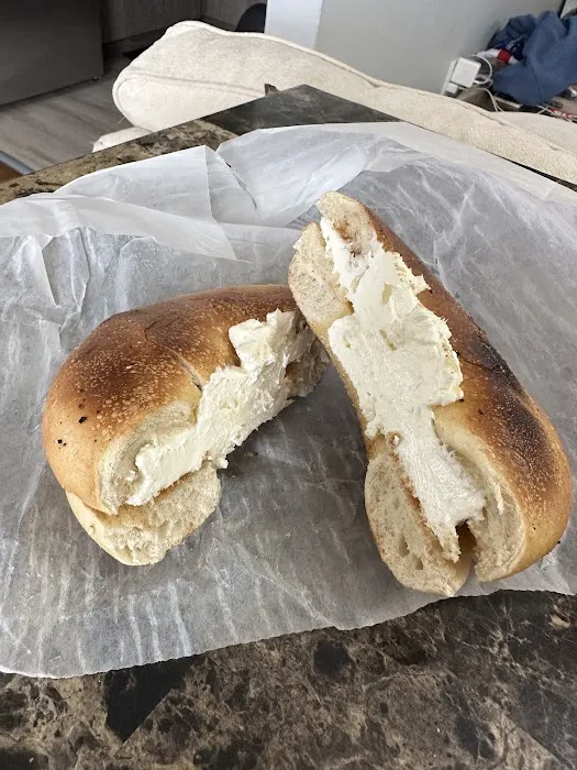Amazing Bagels and Deli Picture 3