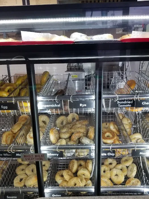 Amazing Bagels and Deli Picture 10