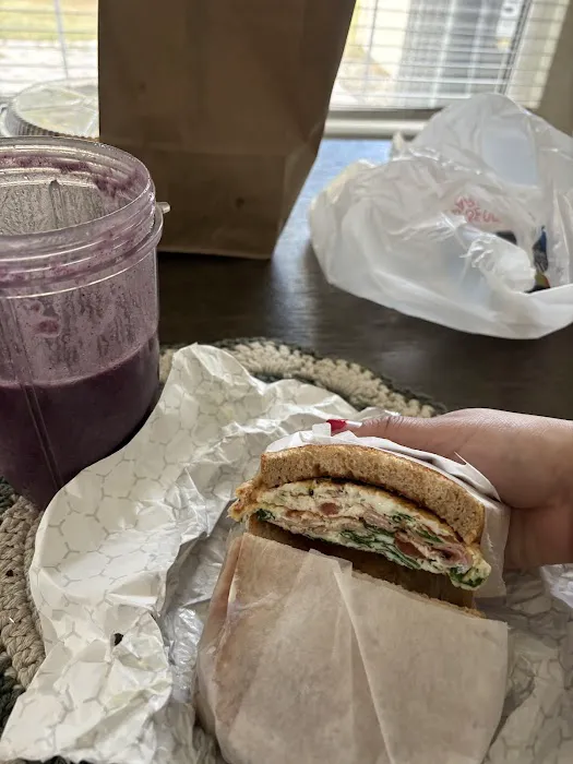 Amazing Bagels and Deli Picture 9