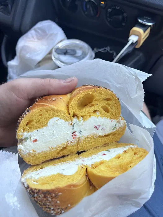 Everything Bagels and Cafe Picture 2