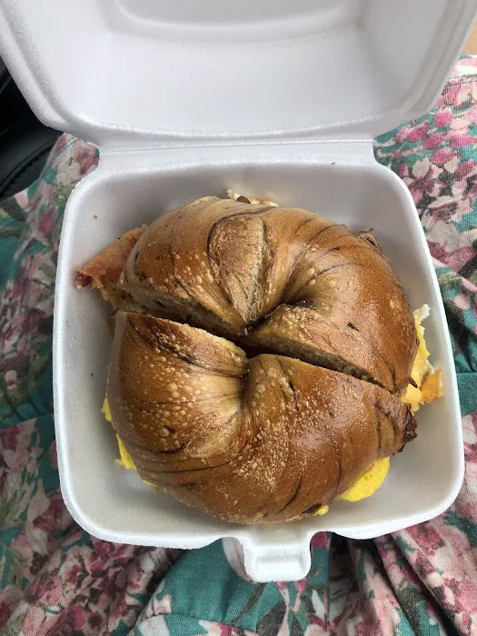 Everything Bagels and Cafe Picture 7