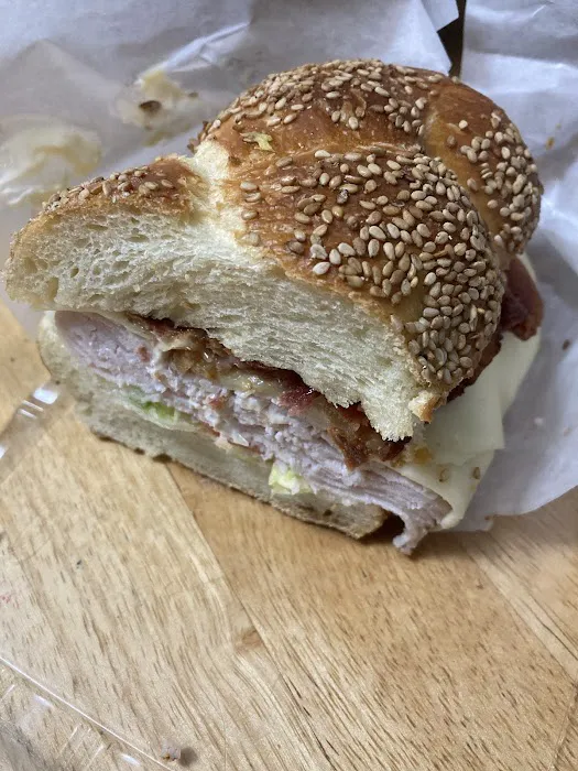 Guzzo's Cafe & Bakery Picture 1