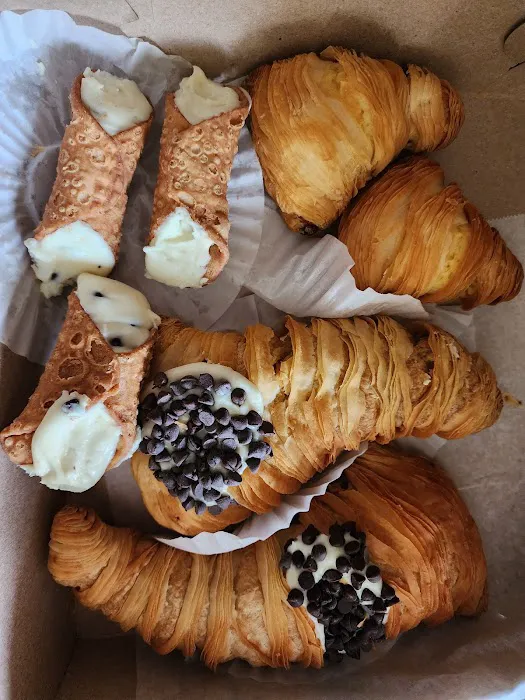 Abbate Bakery Picture 5