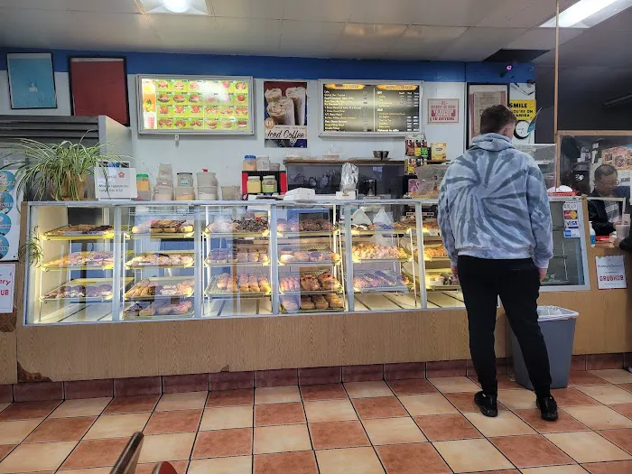 Kenny's Donuts Picture 6