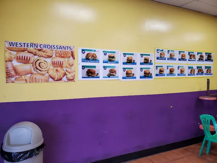 Christy's Donuts Picture 5