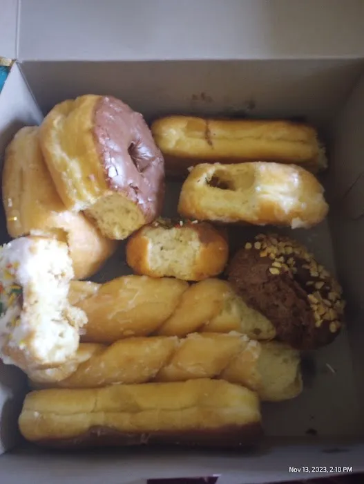 Christy's Donuts Picture 6