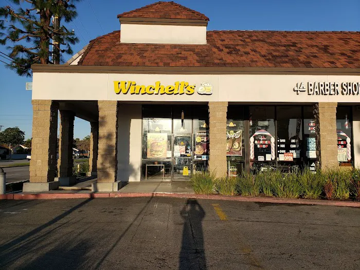 Winchell's Picture 1
