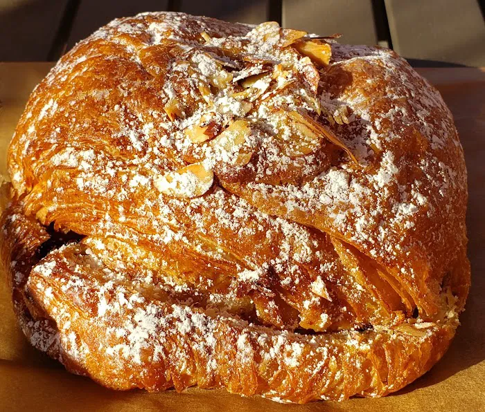 Frogs Organic Bakery Picture 6