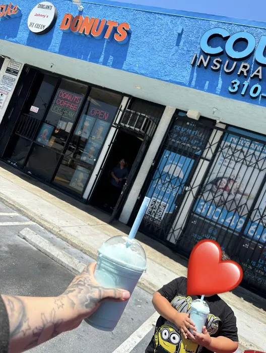 Johnny's Donuts Picture 2