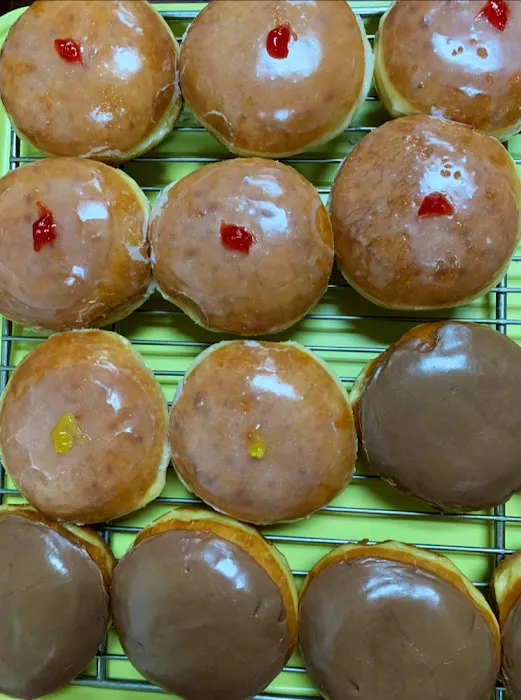 Daily donuts house Picture 3