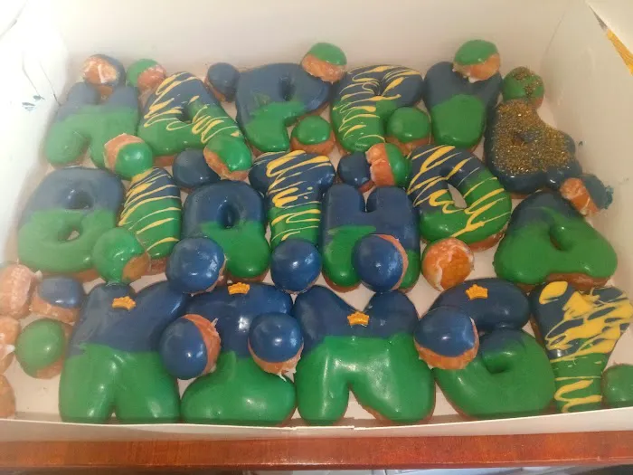 M & T Donut Shop Picture 2