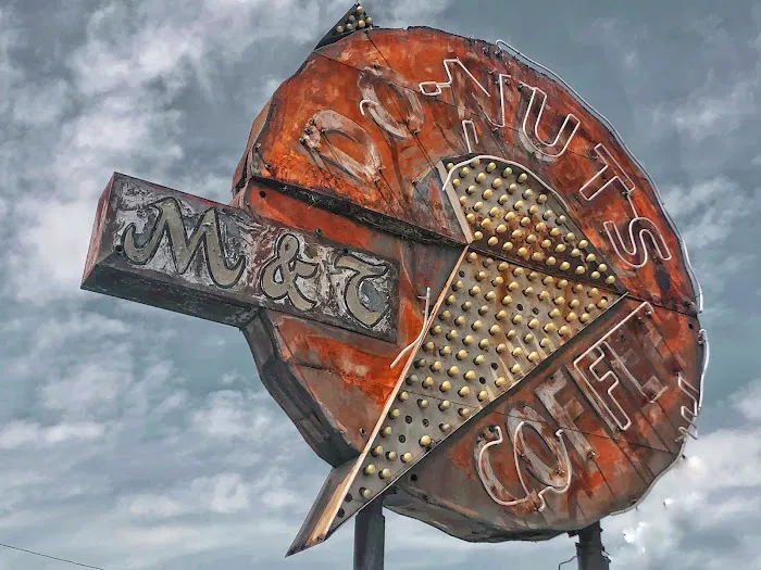 M & T Donut Shop Picture 9