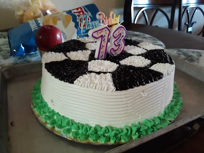 Elena's Bakery Picture 9