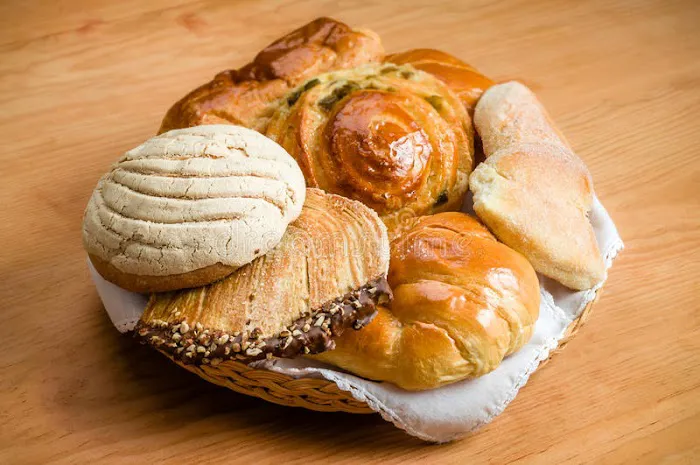 Elena's Bakery Picture 5