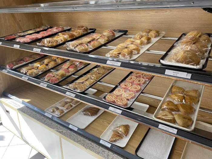 Pan Y Leche Bakery & Cafe Picture 9