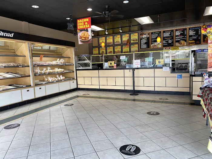 Pan Y Leche Bakery & Cafe Picture 10