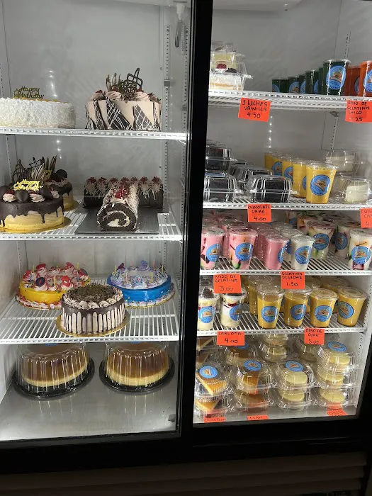 Las Rosas Bakery Picture 10