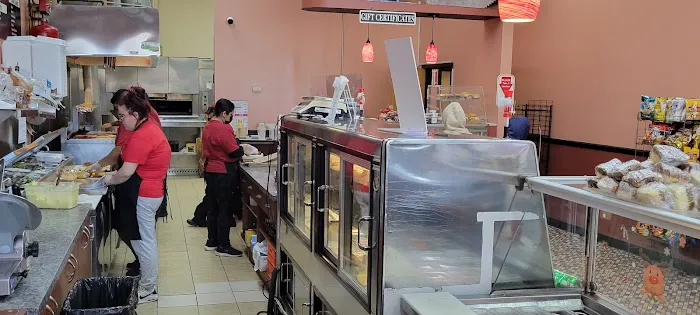 Pop Bagel & Deli Picture 4