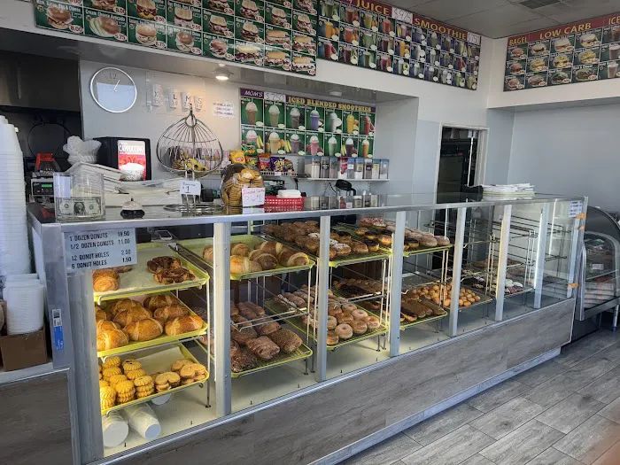 Mom's Donuts & Sandwiches Picture 2