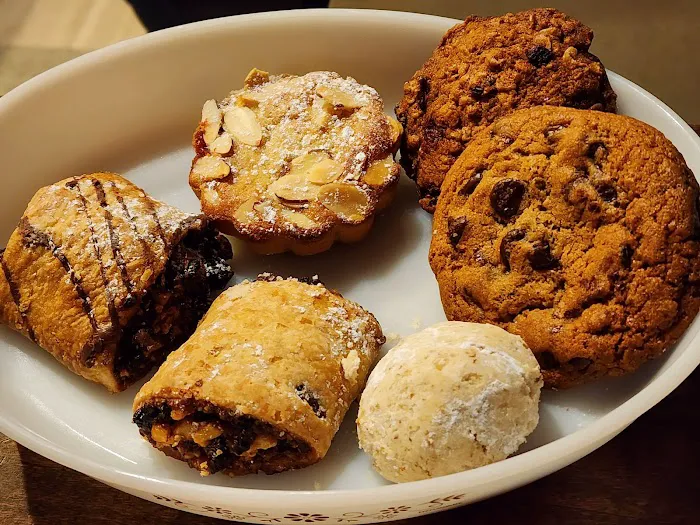 Lido Bakery Picture 1
