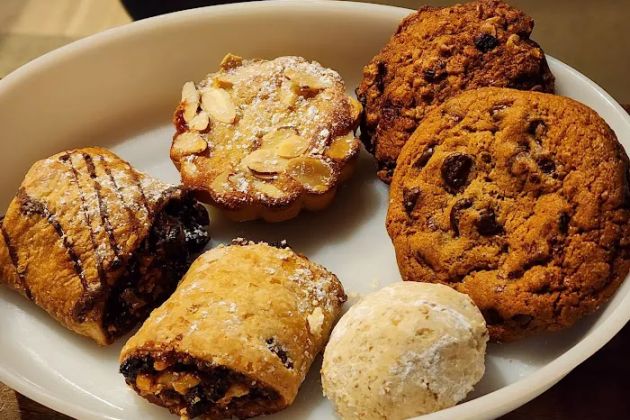 Lido Bakery