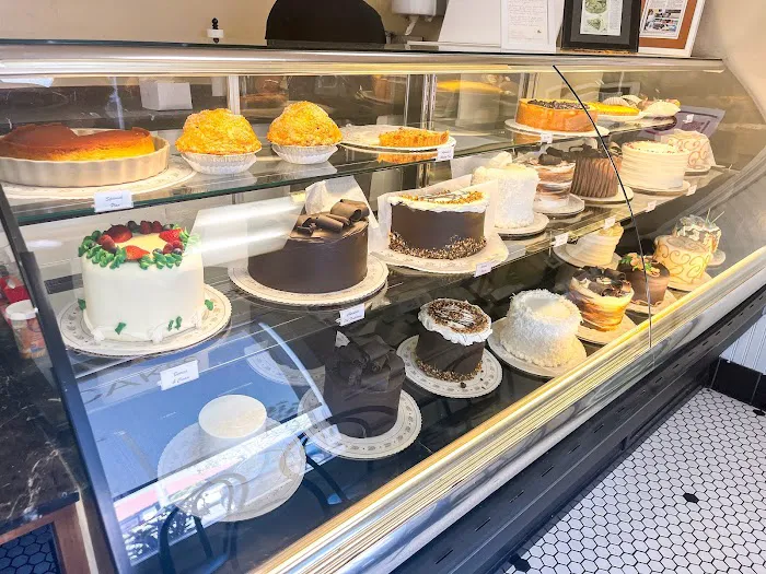 Lido Bakery Picture 3