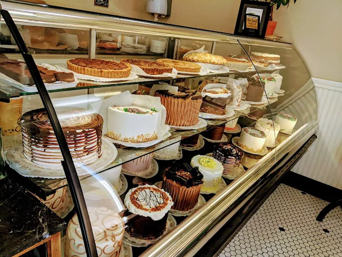Lido Bakery Picture 5