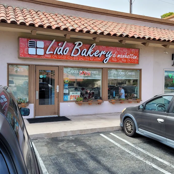 Lido Bakery Picture 4