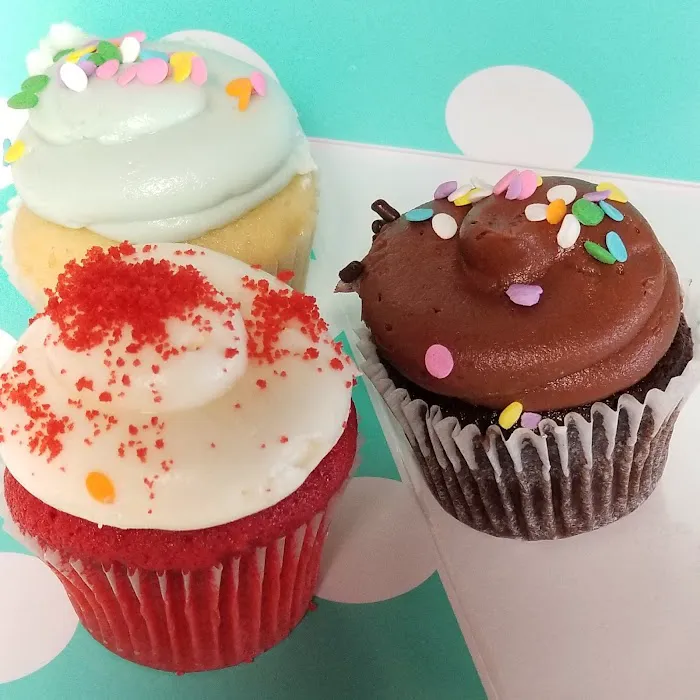 SusieCakes- Manhattan Beach Picture 6