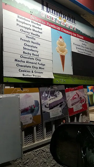 D K Donuts Picture 4