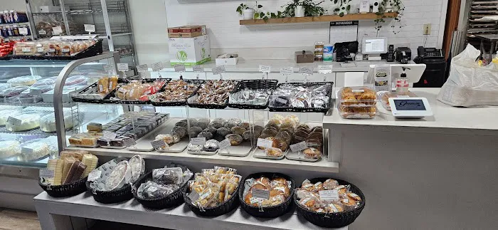 Gemmae Bake Shop Picture 8