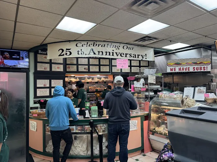 Bagel International & Deli Picture 1