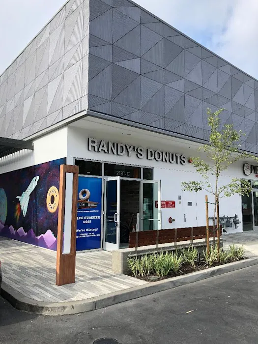 Randy's Donuts Picture 1