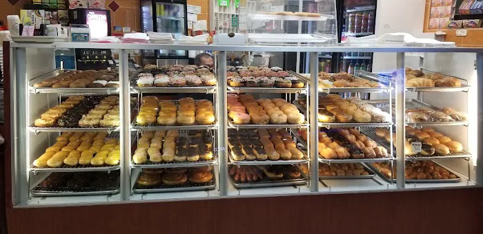 Vicky's Donuts Picture 2