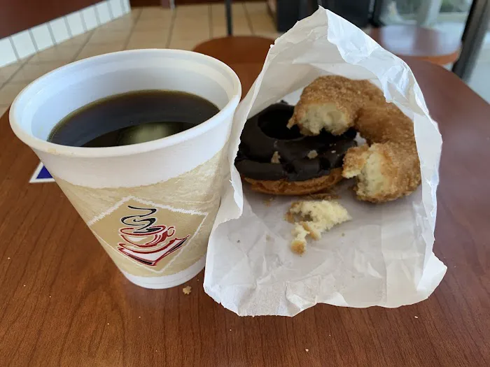 Vicky's Donuts Picture 7