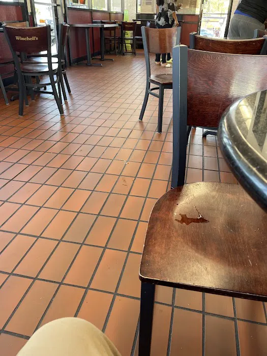 Winchell's Donut House Picture 7