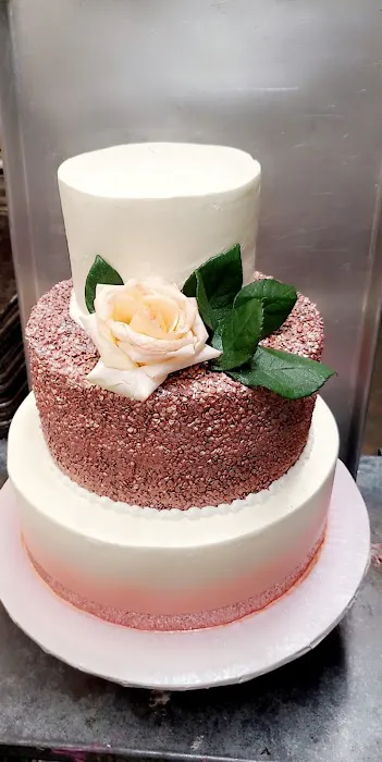Lusia's Bakery Picture 9