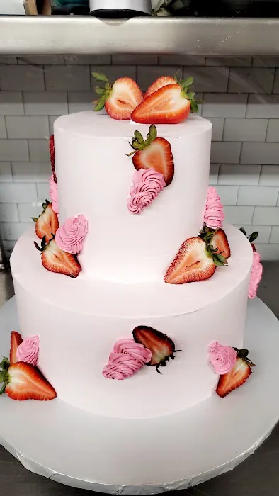 Lusia's Bakery Picture 6
