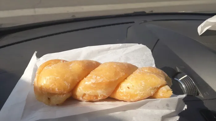 Circle H Donuts Picture 4