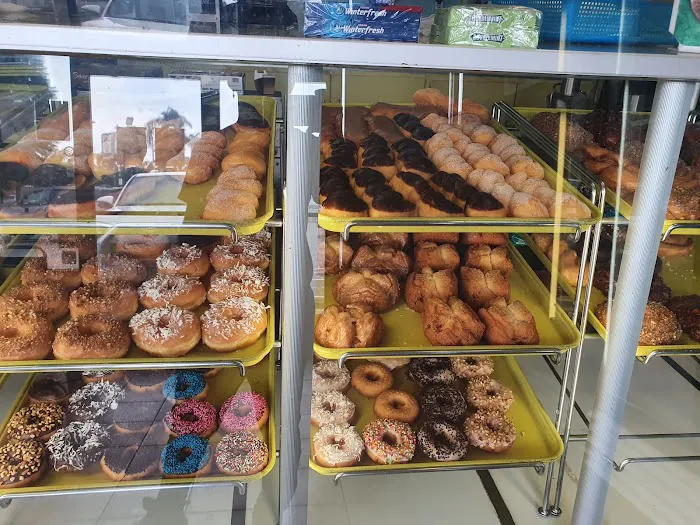Rose Donuts and Chinese Fast Food Picture 9