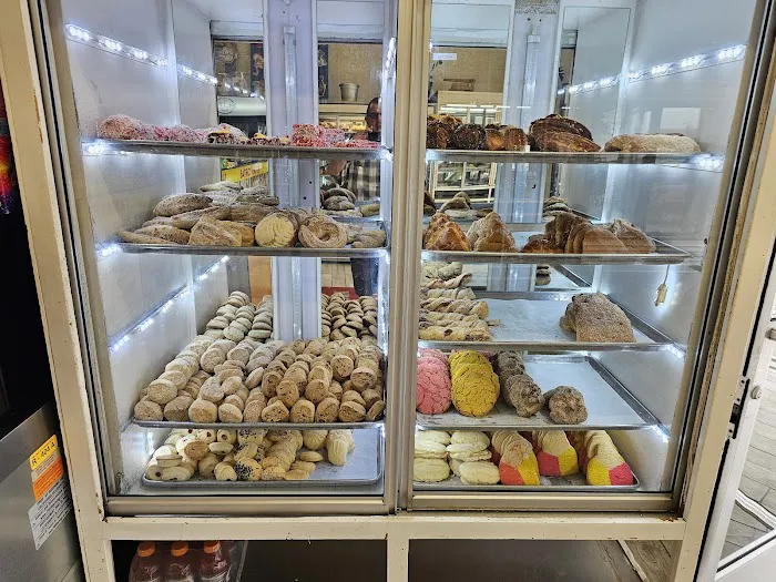 Katy's Bakery Picture 4