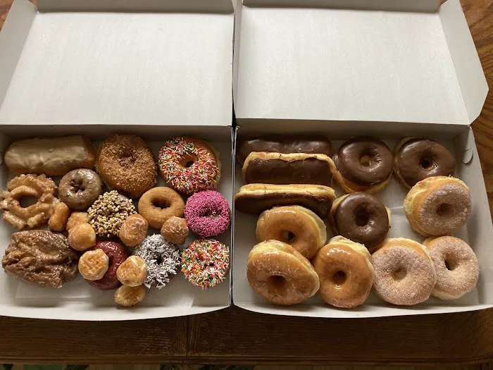 Allison's Donut & Sandwich Picture 9