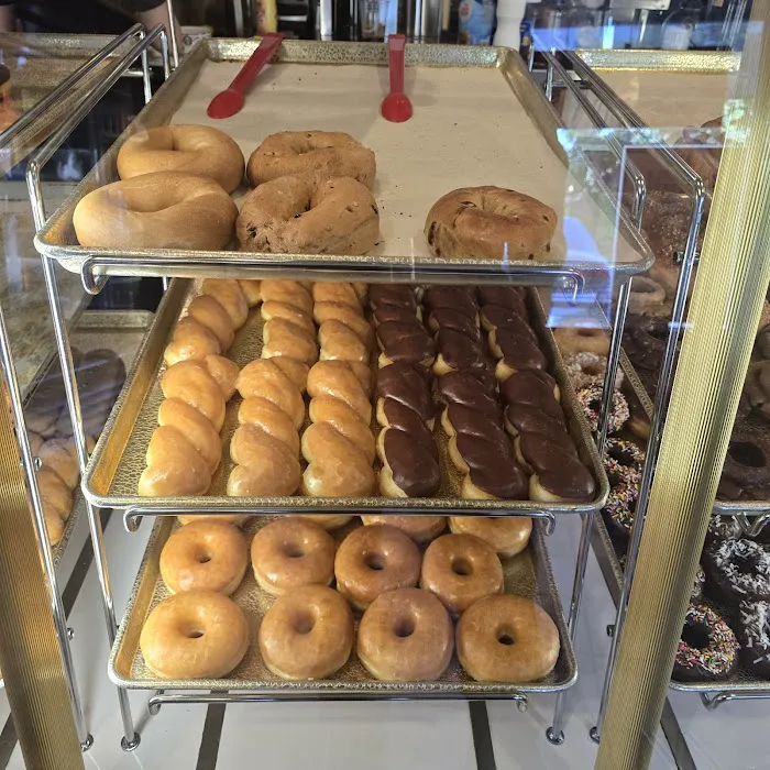 Donut Island Picture 10