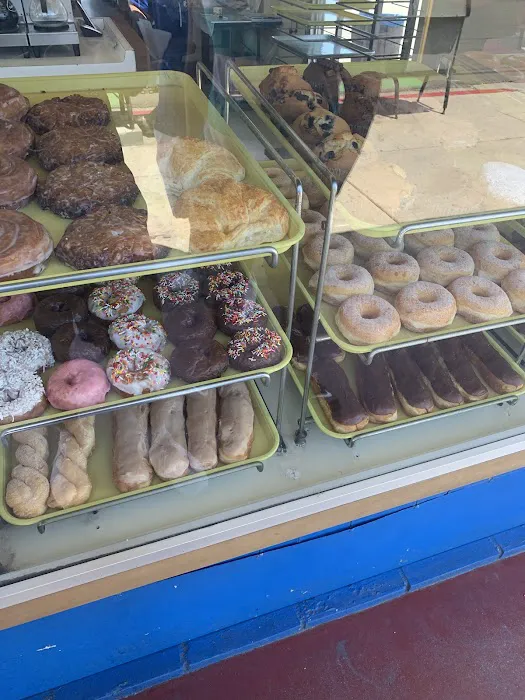 K S Donut Shop Picture 2