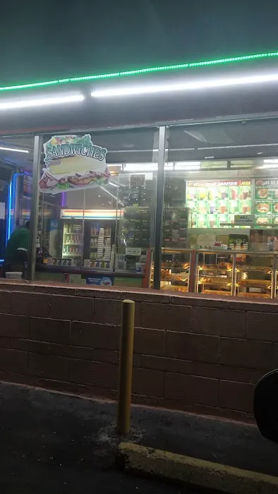 Golden West Donut & Hamburger Picture 4