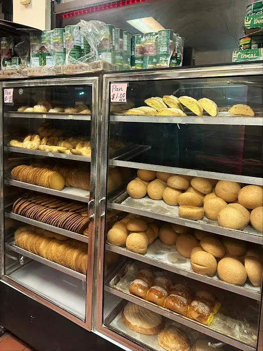 Panamericana Bakery Picture 3