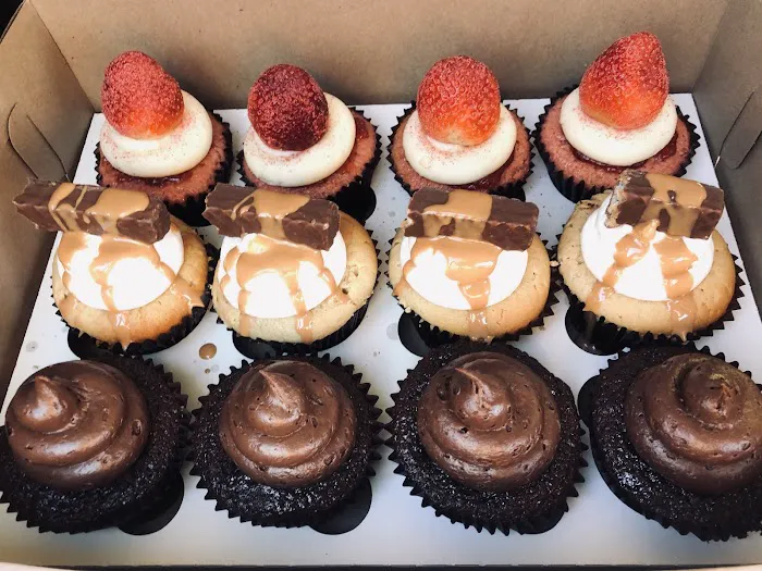 Marsha's Sweet Cakes Picture 7