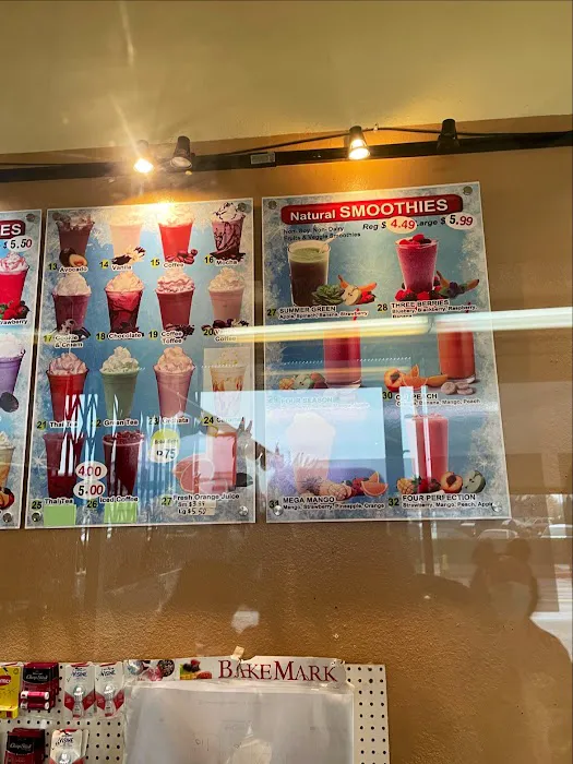 Super Donut House Picture 8