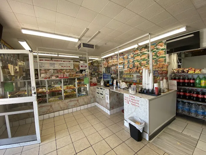 Mr. Phat DONUTS HOUSE Picture 6